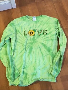 Color tone Size Large Long Sleeve Women Top